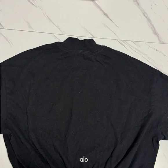 ALO Yoga Black Crop T-Shirt XS - Picture 2 of 3